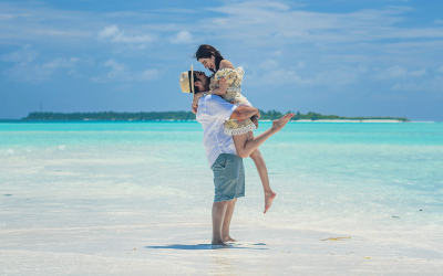 ¿Luna de miel en la playa? Estos son los productos de skincare que no debes olvidar