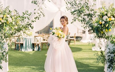 Bodas en jardín vs interiores: las ventajas reales que casi nadie menciona