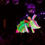 Alebrijes iluminados: el toque mexicano que transforma las bodas